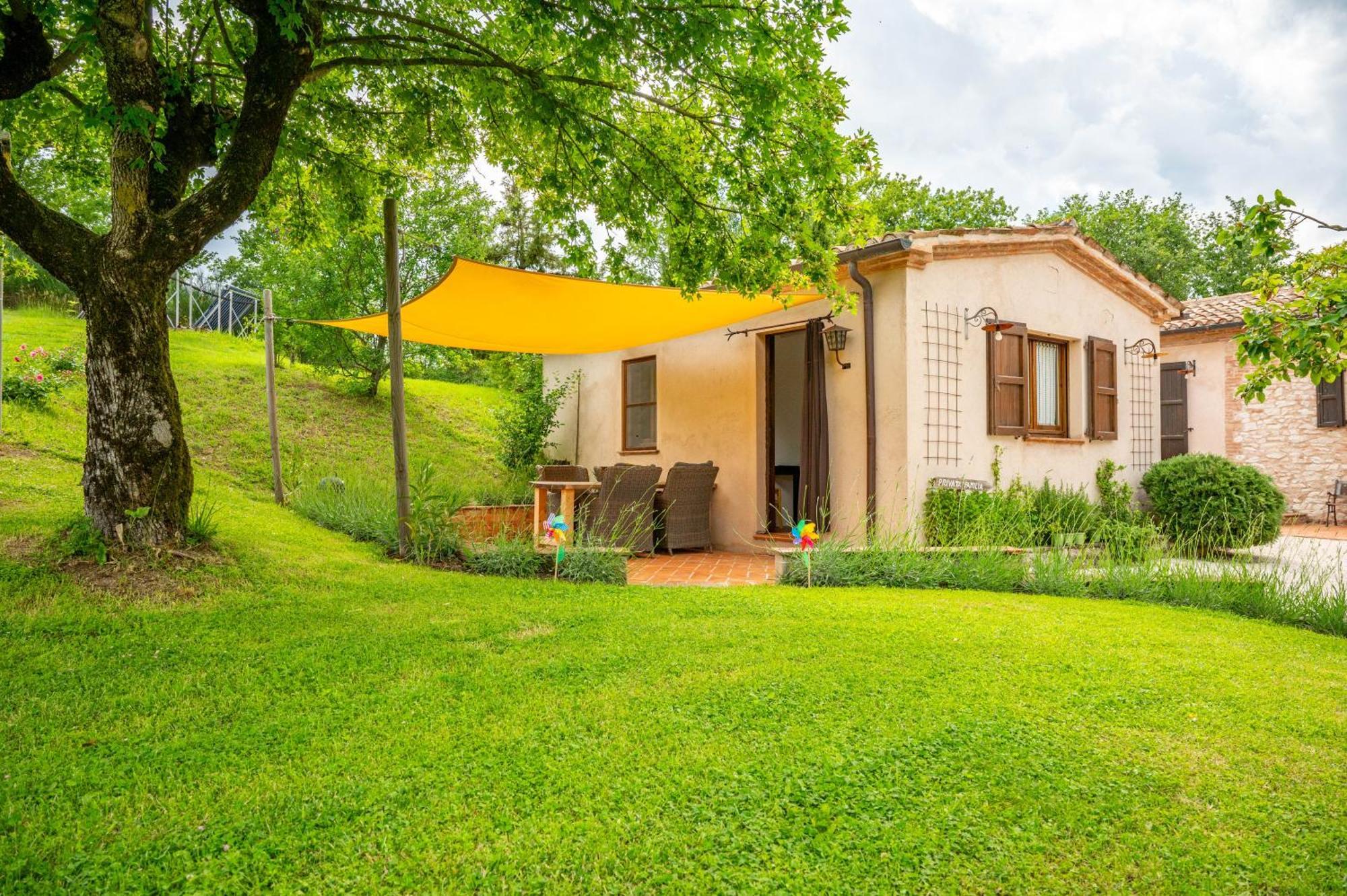 Agriturismo Il Castellaro Sassoferrato Exterior photo