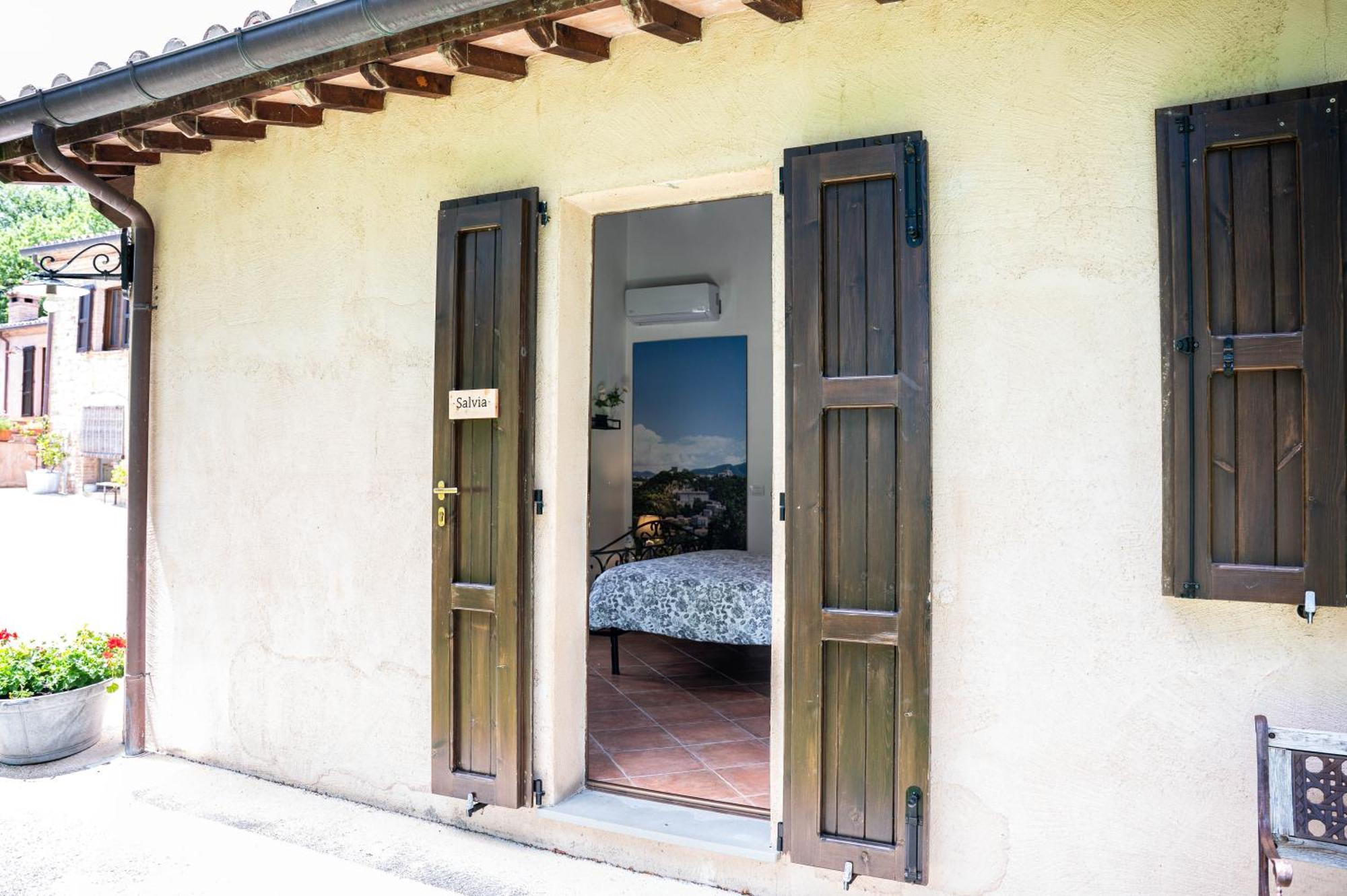 Agriturismo Il Castellaro Sassoferrato Exterior photo