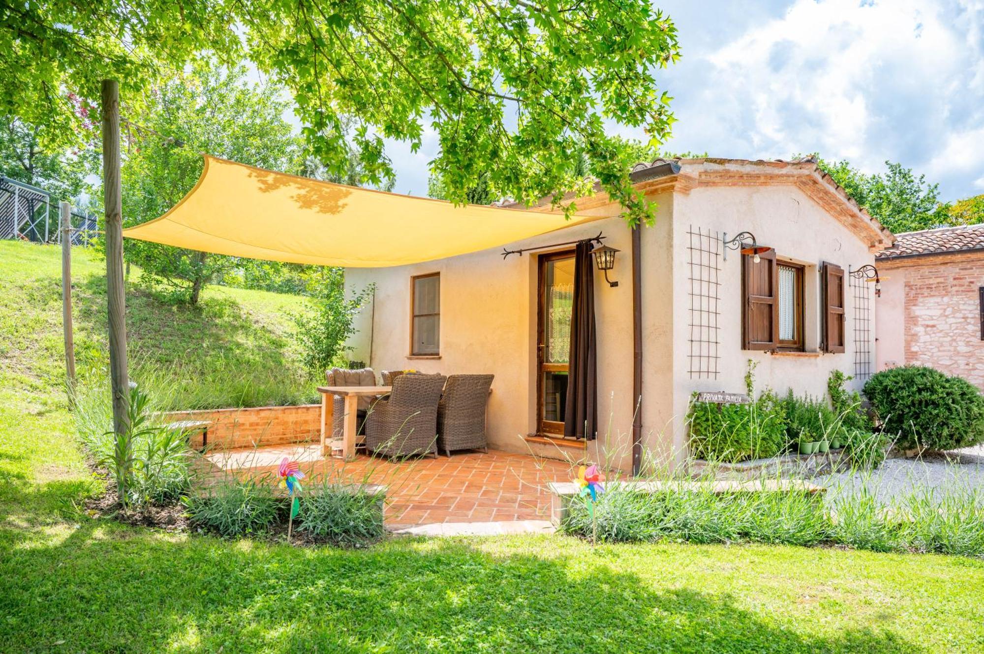 Agriturismo Il Castellaro Sassoferrato Exterior photo